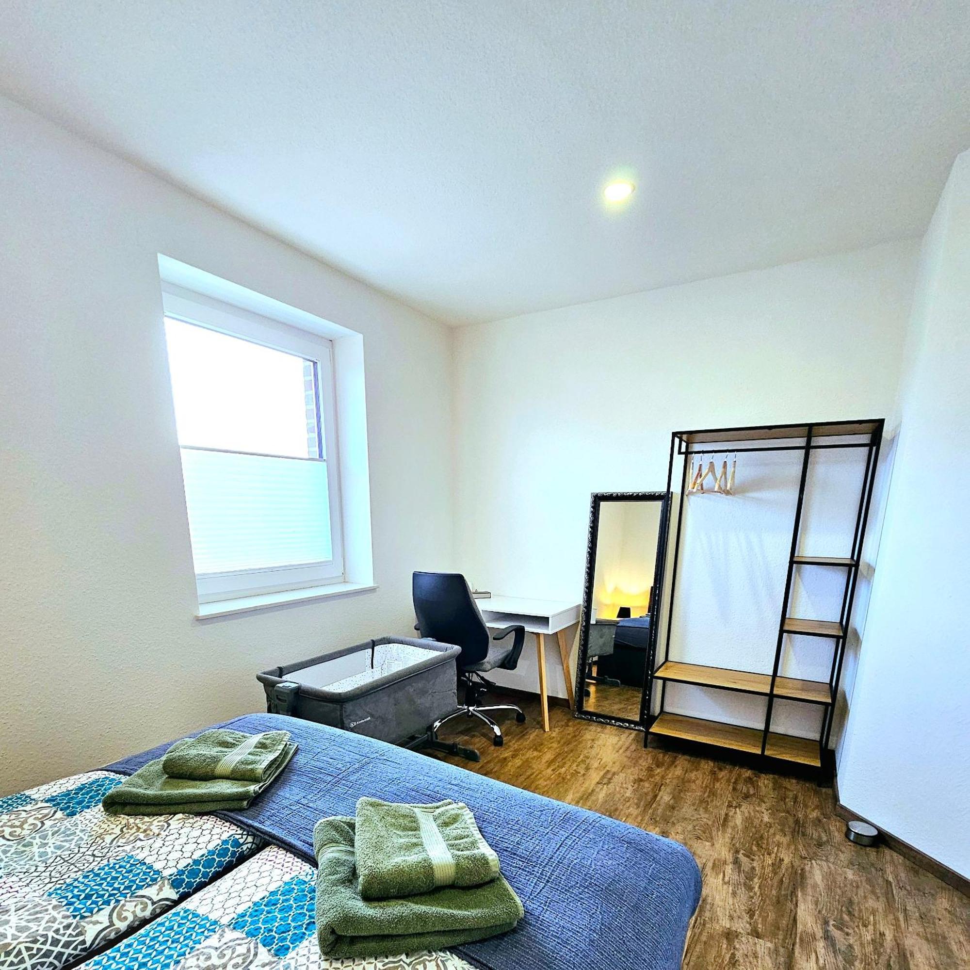 Exklusive Ferienwohnung In Lingen Holthausen 2Zim, 2Badez,Kueche,Balkon,Waschmaschine Exteriör bild